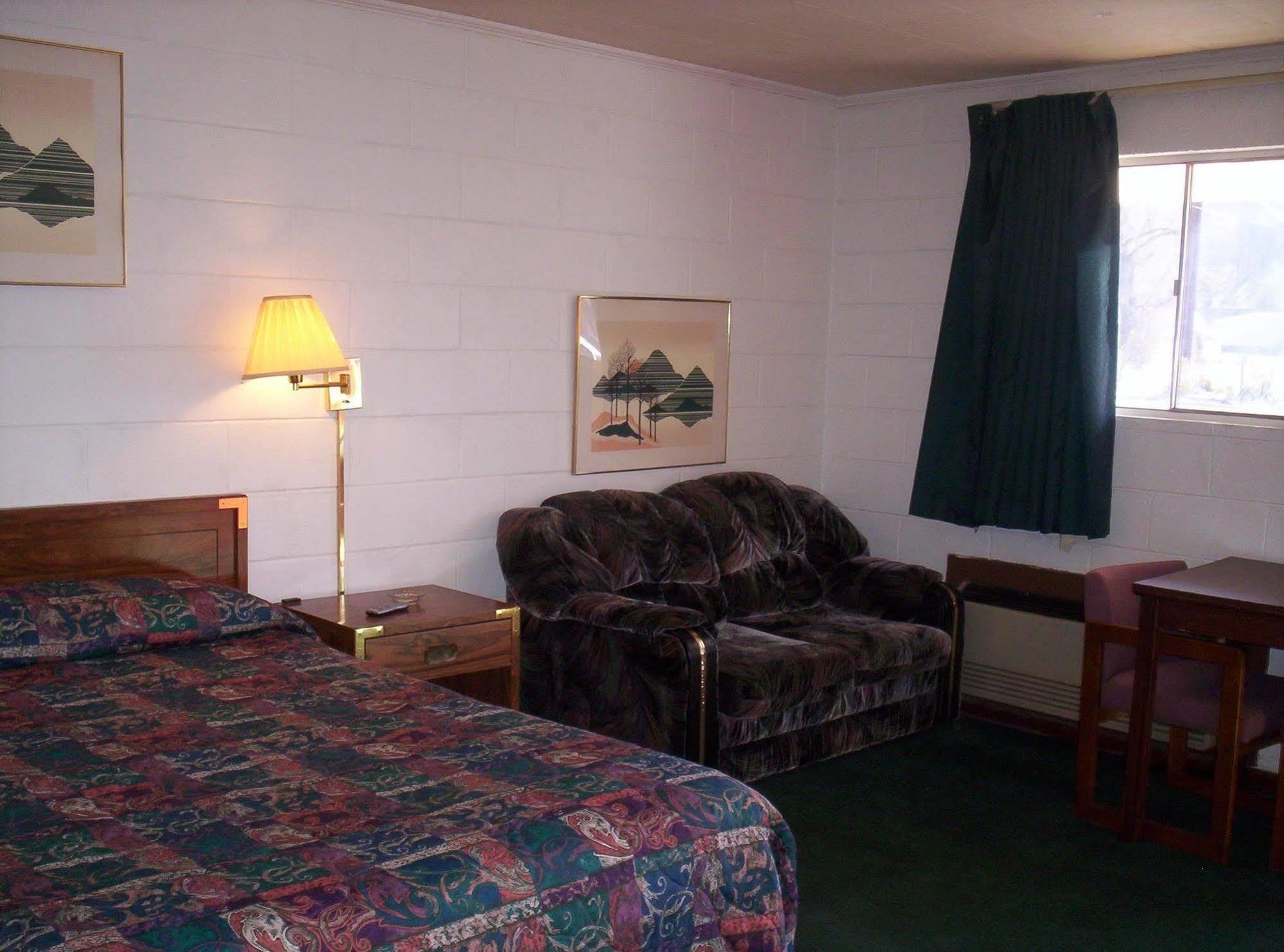 Budget Motel 罗克伍德 外观 照片